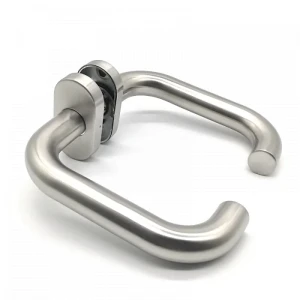 63.401 / Klamka do drzwi Milano ze stali nierdzewnej z szyldem owalnym