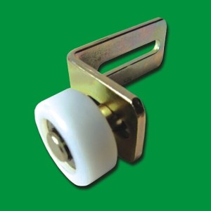 R-3 / Rolka prowadząca ze wspornikiem łożyskowana Ø  43